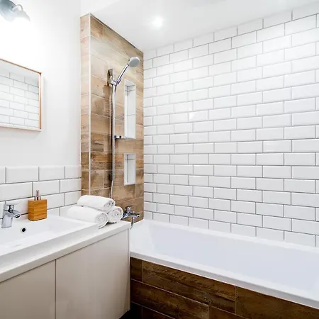 Corvin By Vagabond *