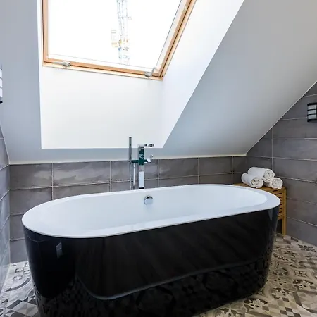 Corvin By Vagabond דירה