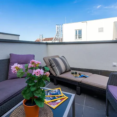 Corvin By Vagabond דירה *