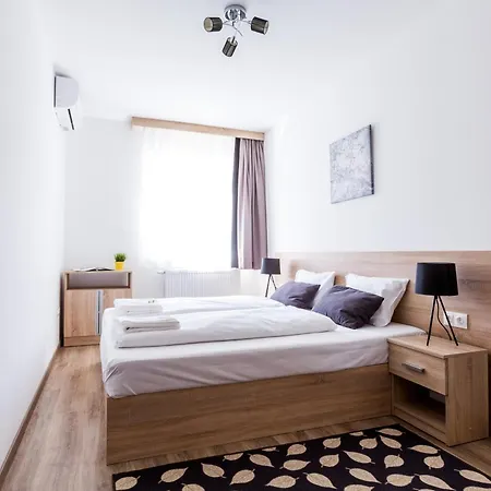 Corvin By Vagabond *