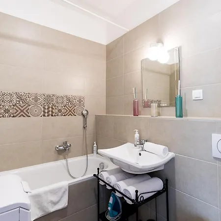 Apartment Corvin By Vagabond